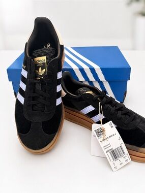 Adidas Gazelle Bold Core Black/Blue Spark Gum Stacked Sneakers JR5965 US 6.5 New